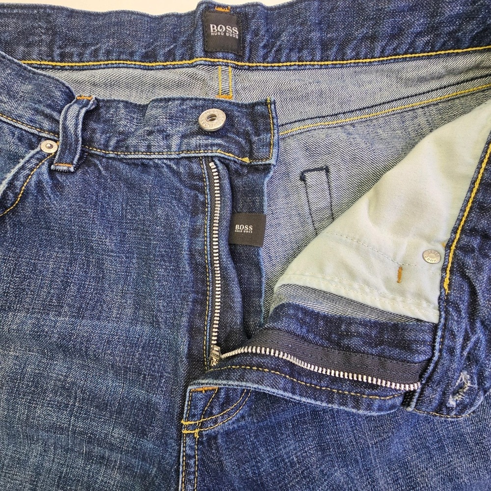 Hugo Boss Mens Dark Wash Straight Leg Distressed Denim Jeans 34x32 - Picture 10 of 16